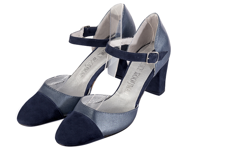 Midnight blue women's open side shoes, with an instep strap. Round toe. Medium block heels - Florence KOOIJMAN